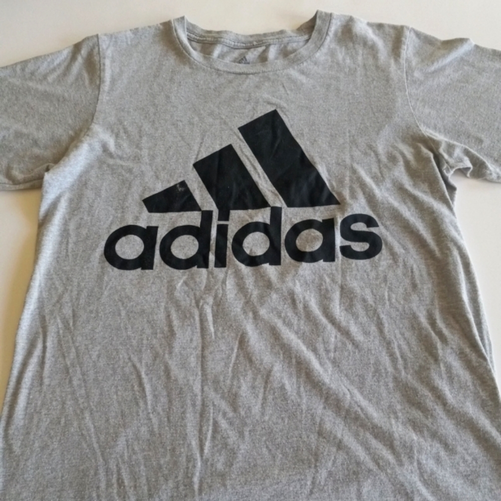 Adidas tee, small, gray